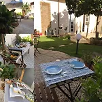 U' Iazzu فندق مبيت وإفطار أفولا