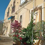 فندق مبيت وإفطار U' Iazzu
