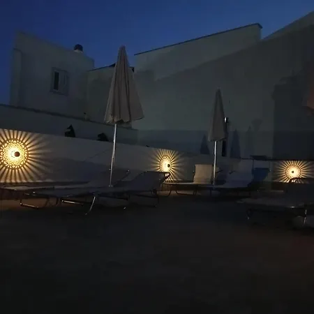 U' Iazzu 3* أفولا