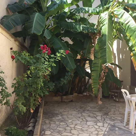 فندق مبيت وإفطار U' Iazzu