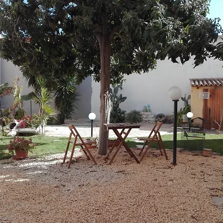 فندق مبيت وإفطار U' Iazzu