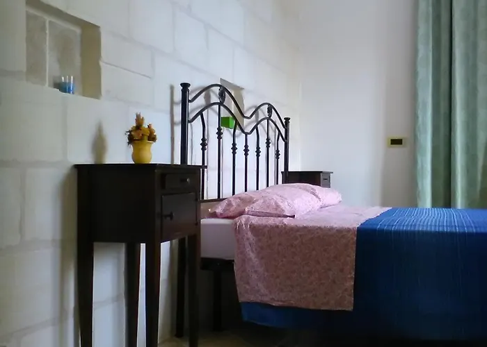 U' Iazzu Oda ve Kahvaltı Avola