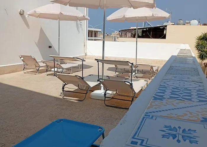 U' Iazzu Oda ve Kahvaltı 3*
