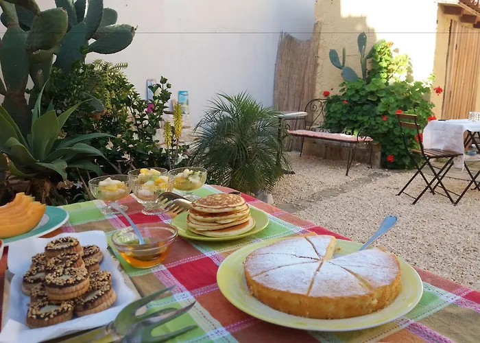 U' Iazzu Oda ve Kahvaltı Avola
