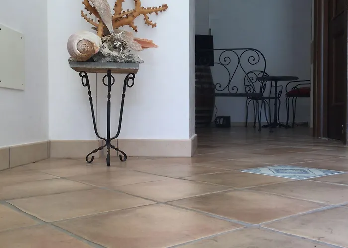 Oda ve Kahvaltı U' Iazzu Avola